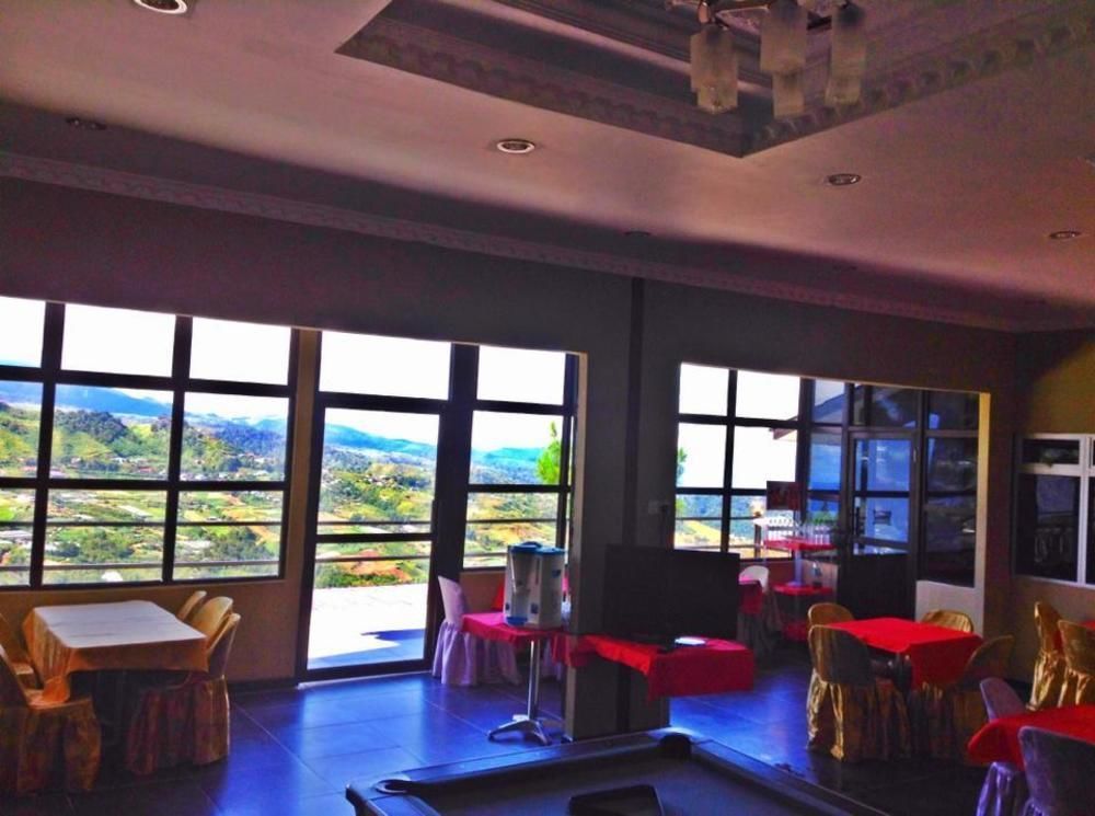 Hotel Crystal Hill R à Kampong Kundassan Extérieur photo